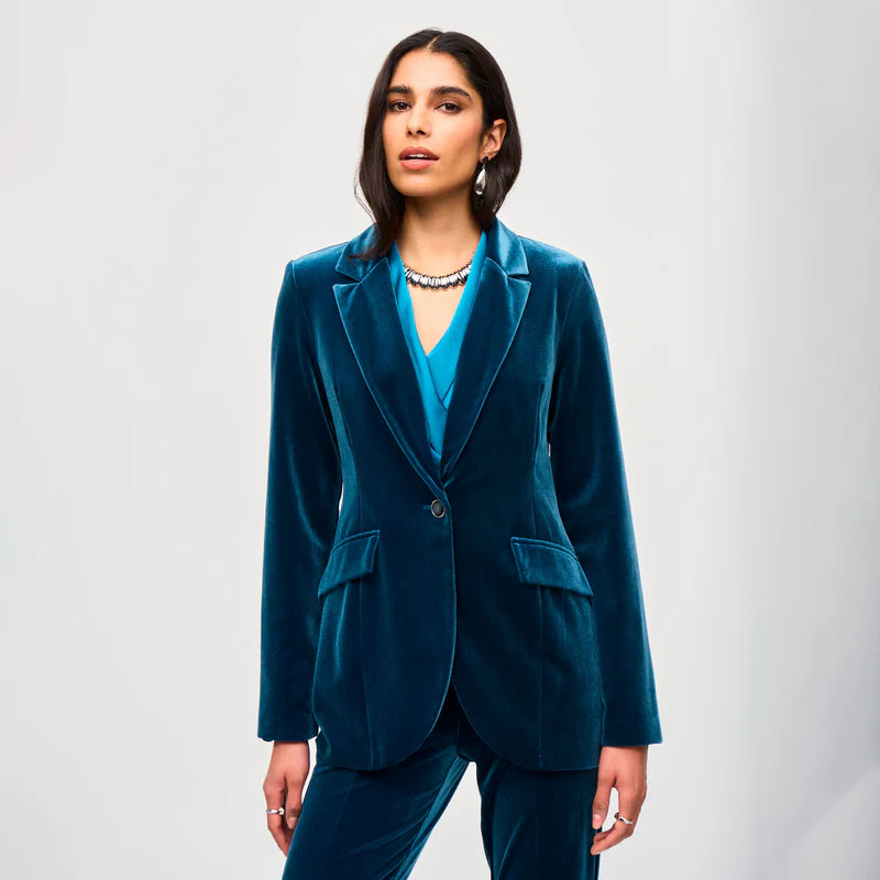 Blazer de Terciopelo Azul – Elegancia Sofisticada