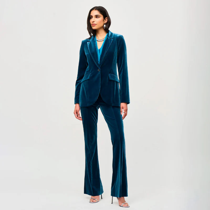 Blazer de Terciopelo Azul – Elegancia Sofisticada