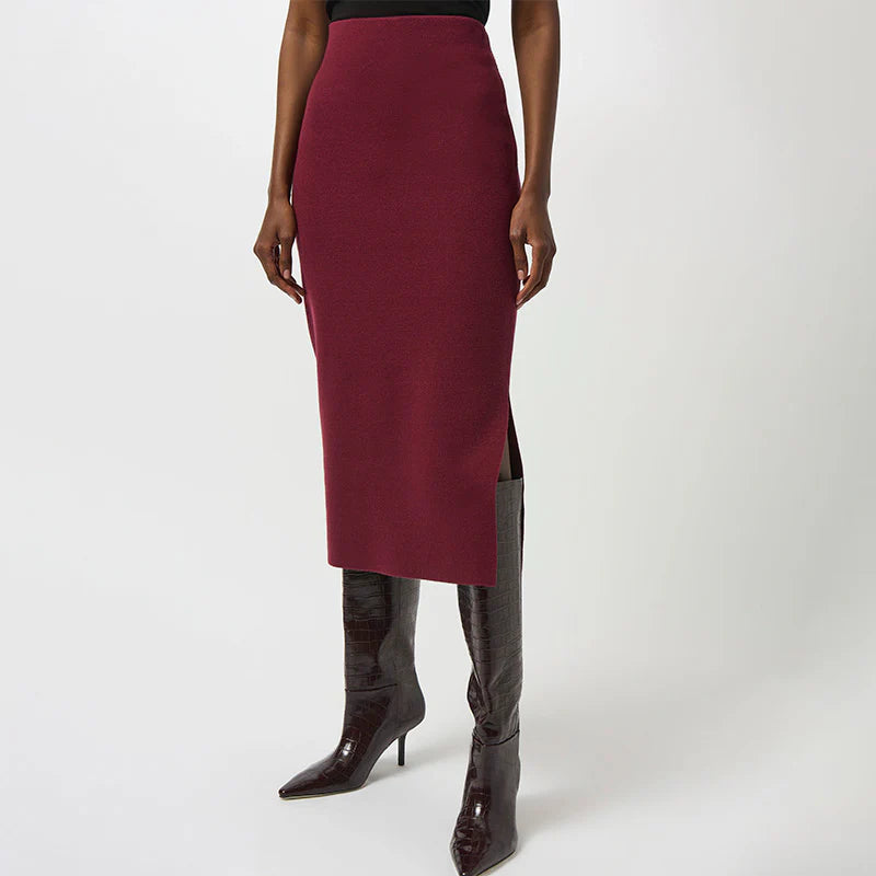 Falda Lápiz Midi Marfil – Elegancia Atemporal