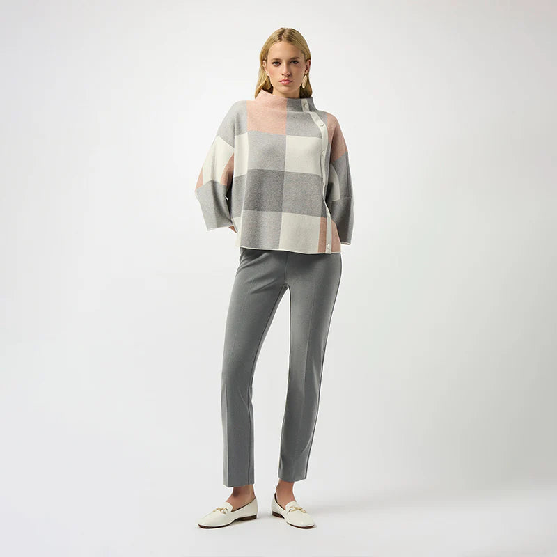 Blusa Geométrica en Tonos Vino y Negro – Elegancia Moderna