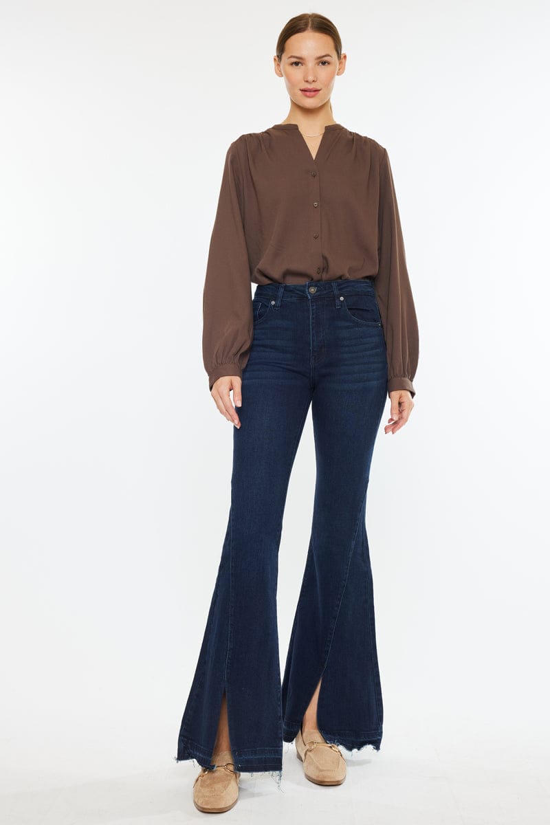 Jean Flare Azul Oscuro – Elegancia Atemporal