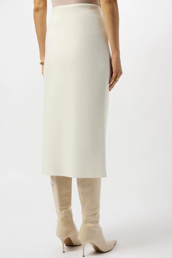 Falda Lápiz Midi Marfil – Elegancia Atemporal