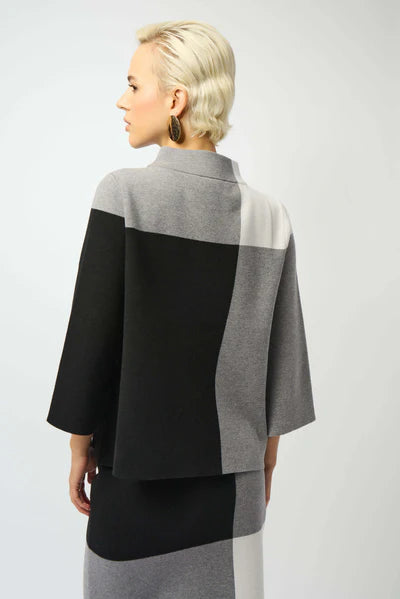 Blusa Color Block Gris & Negro – Minimalismo Moderno
