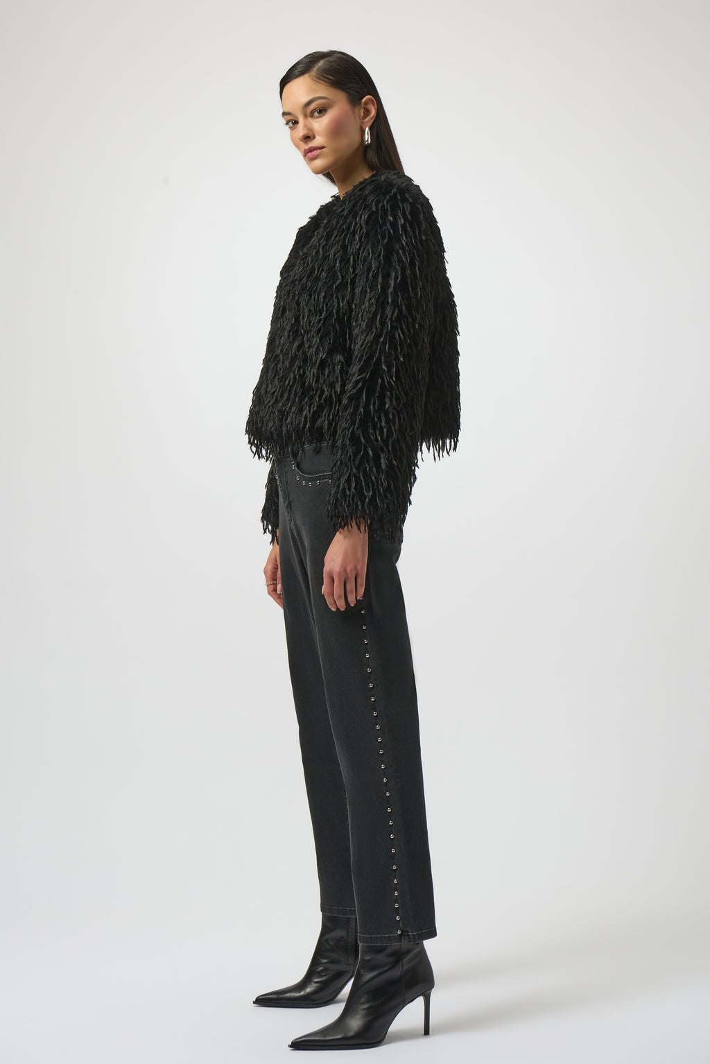 Chaqueta Texturizada Negra – Sofisticación Moderna 254905