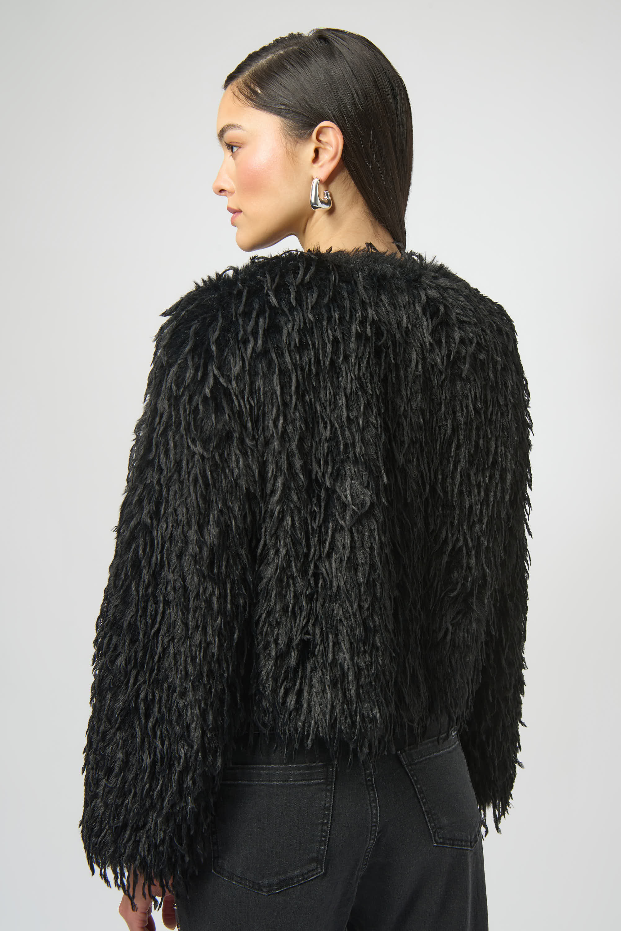 Chaqueta Texturizada Negra – Sofisticación Moderna 254905