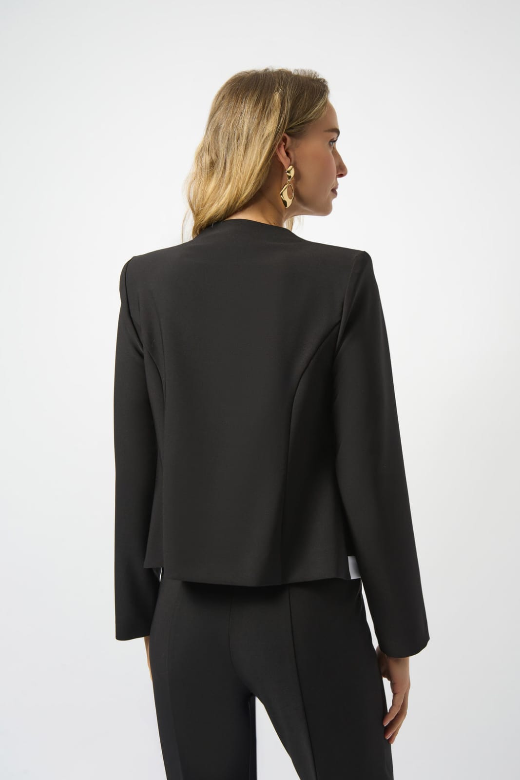 Blazer estructurado bicolor blanco y negro - Joseph Ribkoff 253143
