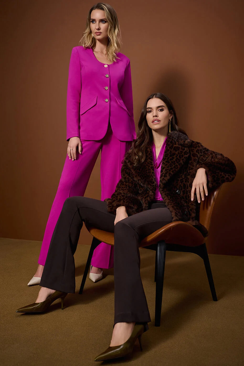 Blazer fucsia con botones dorados - Joseph Ribkoff 253208