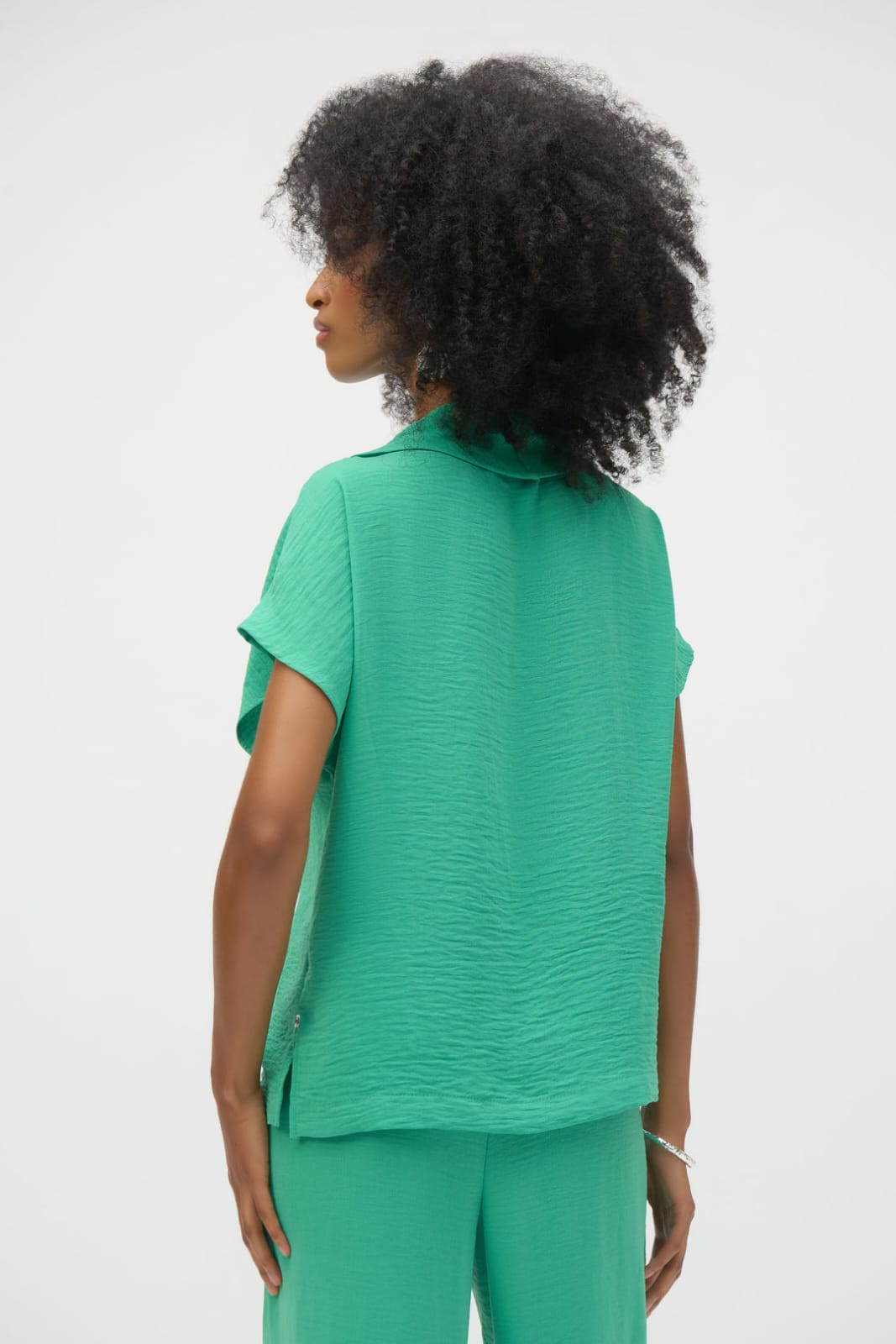 Blusa Verde con Cuello Drapeado- Joseph Ribkoff 252055