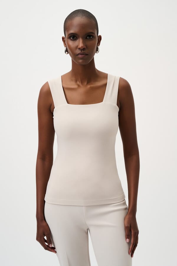 Top Minimal Beige – Sofisticación Esencial 143132S26