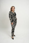 Pantalón Negro con Estampado Abstracto – Elegancia Contemporánea 253784
