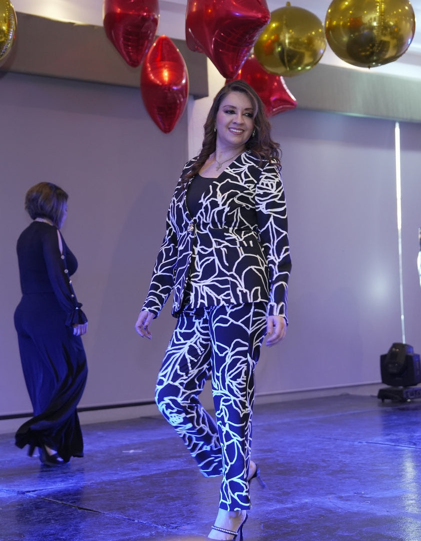 Blazer Negro con Estampado Foil – Elegancia Artística 253781