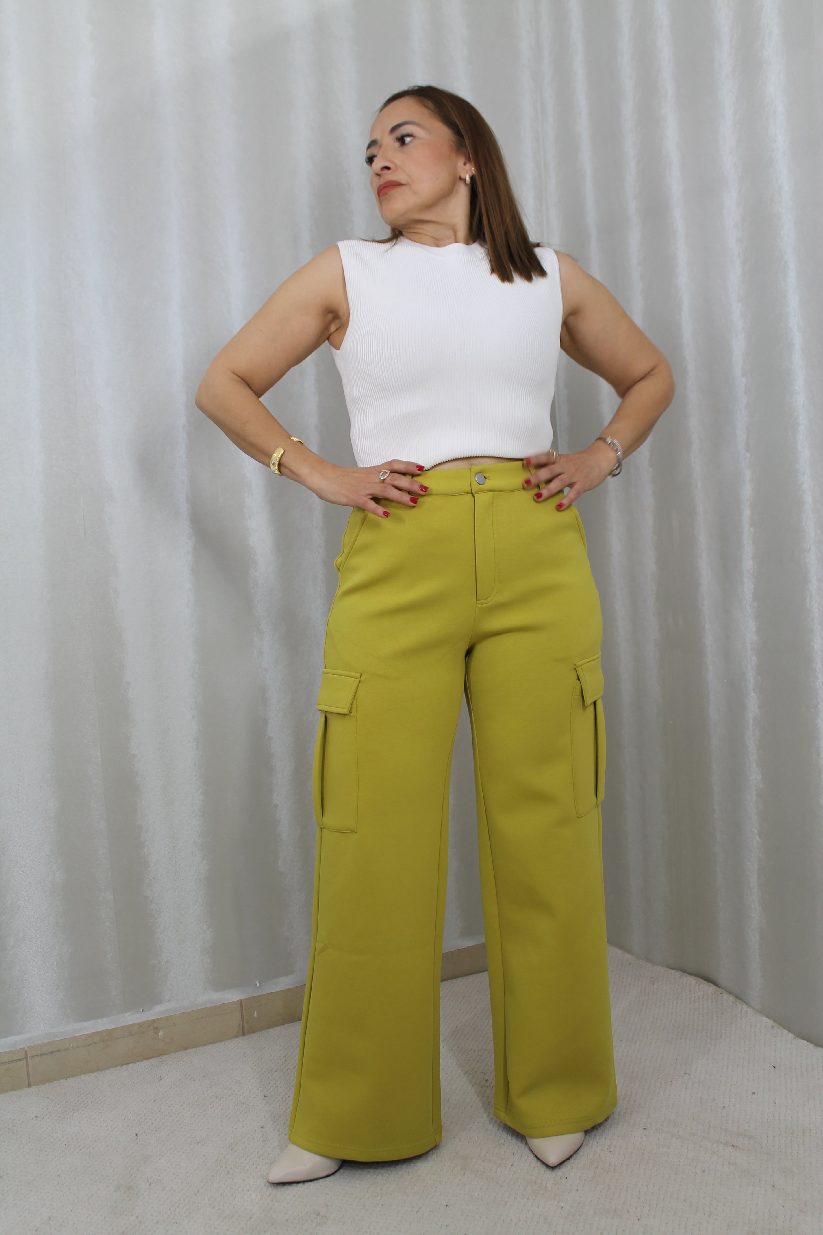 Pantalón Cargo Wide Leg – Elegancia Urbana Gracia P36204