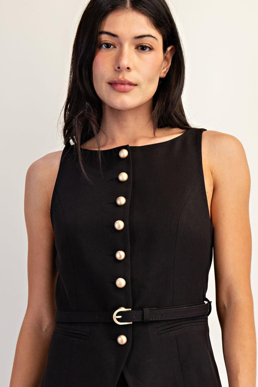 Vestido Chaleco con Botones Dorados – Elegancia Moderna