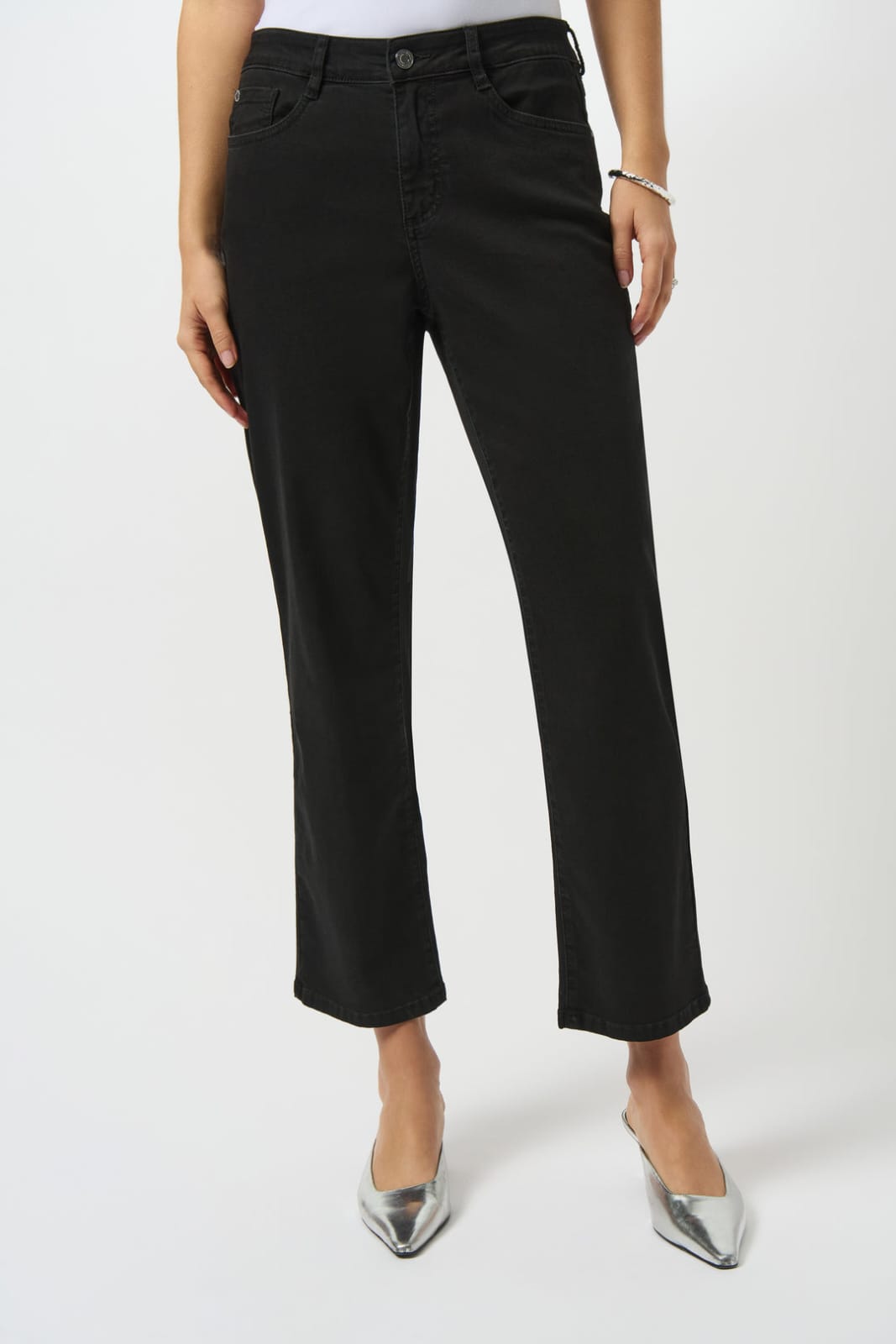 Jean Negro Recto Cropped – Esencia Minimalista