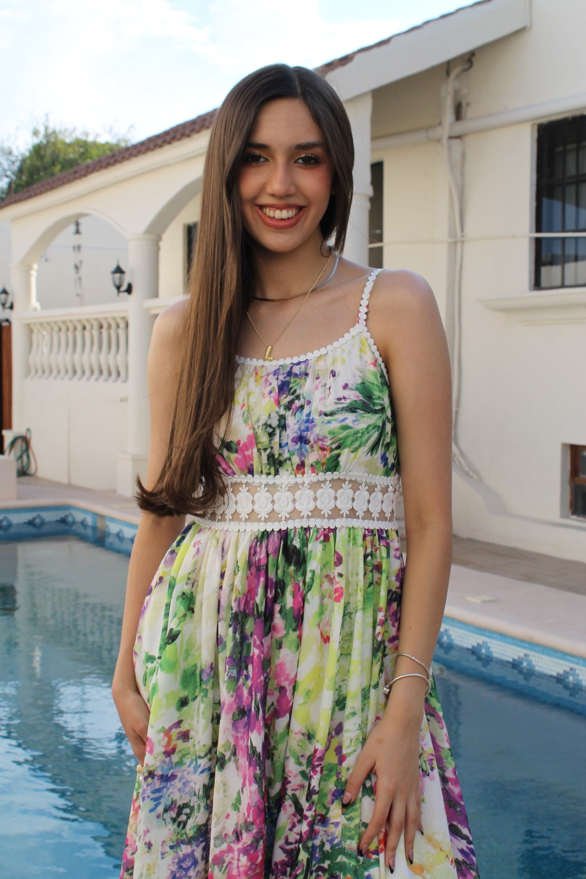 Vestido Midi Floral con Encaje – JD5178