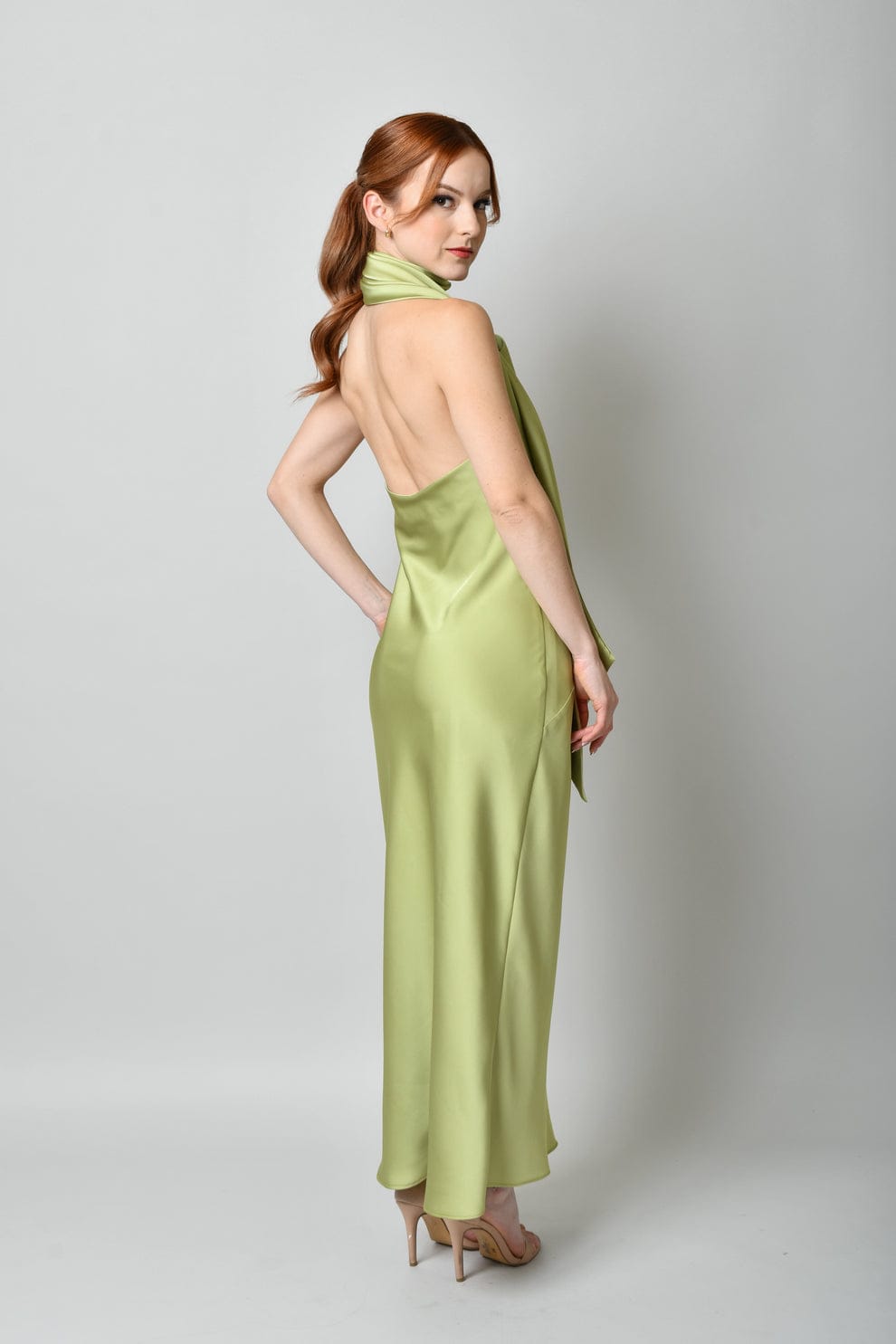 Vestido Largo Satinado en Verde Menta-Dress06