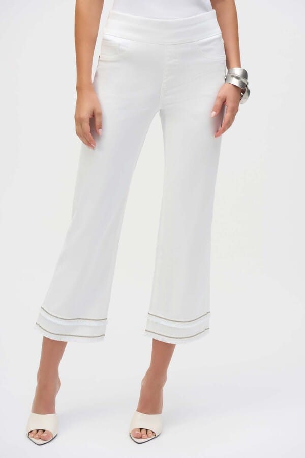 Jean Blanco con Dobladillo Desflecado – Chic y Contemporáneo