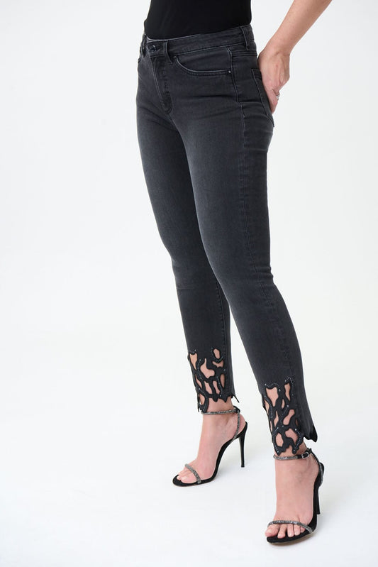 Jean Gris Detalle Recortado – Elegancia con Actitud