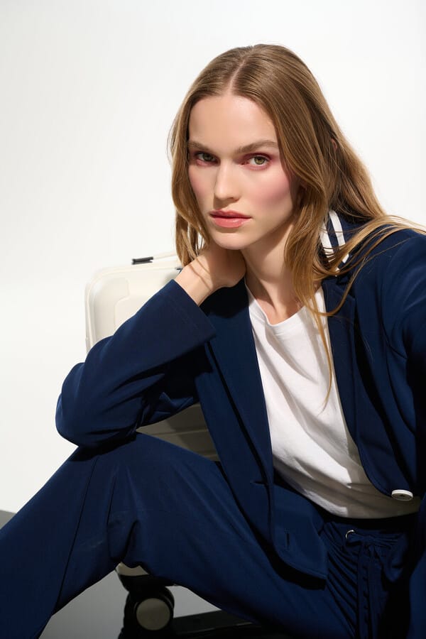 Blazer Clásico – Poder y Elegancia Atemporal 261622