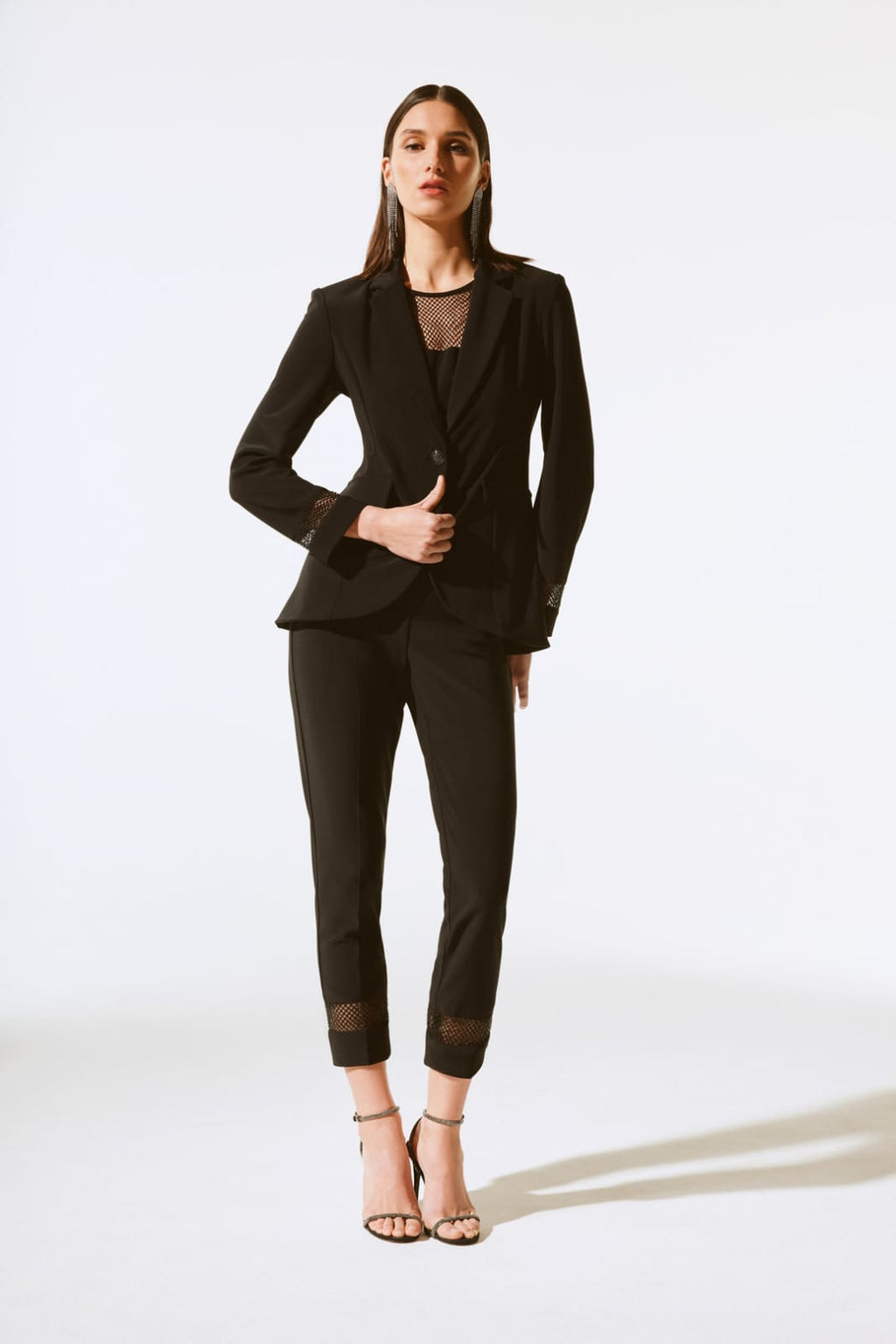 Saco Sastre Negro con Detalle de Brillo – Joseph Ribkoff 243752