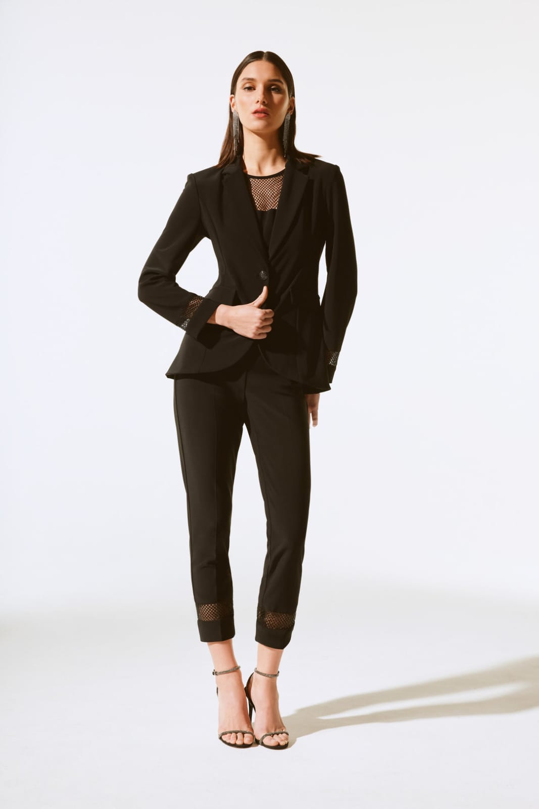 Saco Sastre Negro con Detalle de Brillo – Joseph Ribkoff 243752