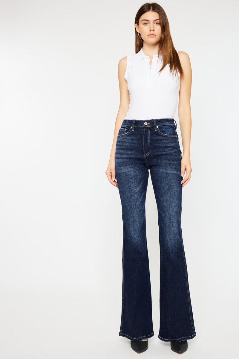 Jean Flare Azul Profundo – Estilo Sofisticado y Atemporal