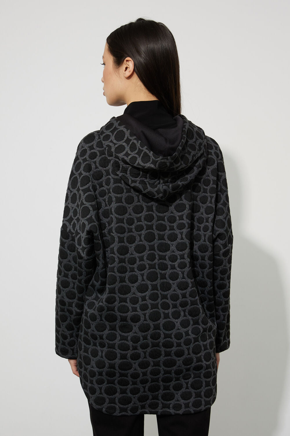 Sudadera Hoodie Black Circles – Joseph Ribkoff 223002