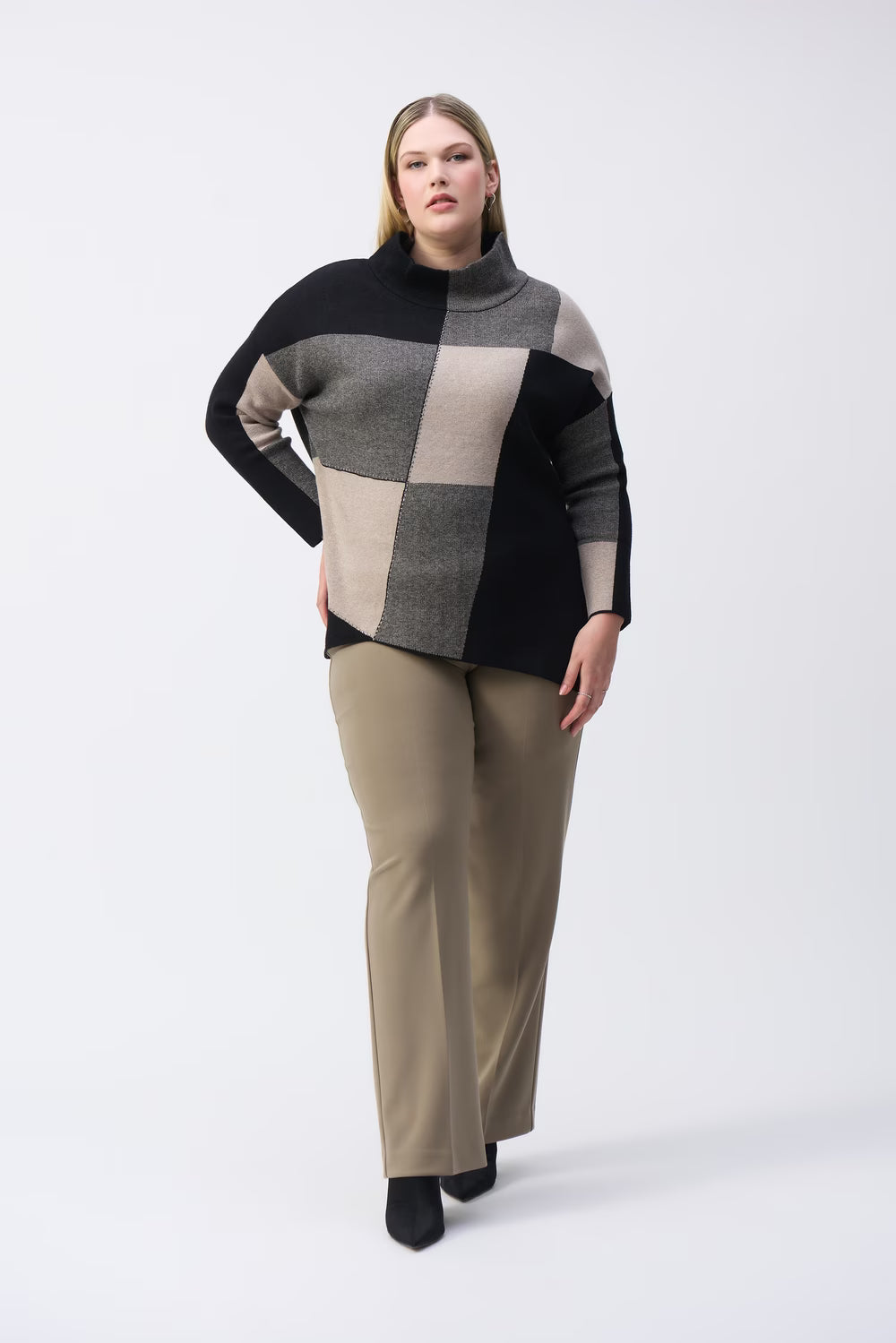 Suéter Patchwork Multicolor – Diseño Artístico y Elegancia Moderna 243944