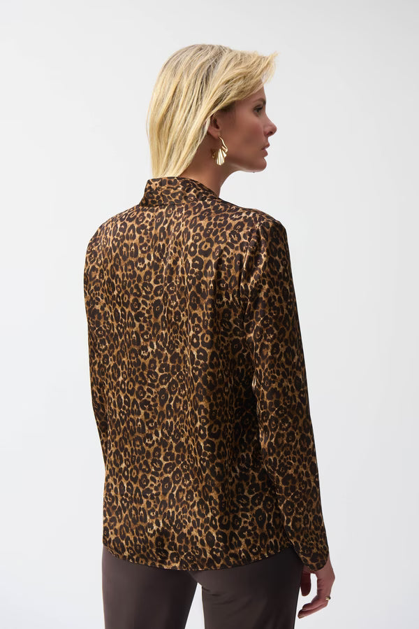 Blusa Joseph Ribkoff Animal Print – Sofisticación Salvaje