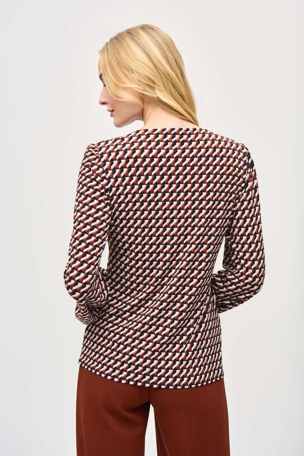 Blusa Estampada Geométrica con Detalle Metálico – Joseph Ribkoff 243184
