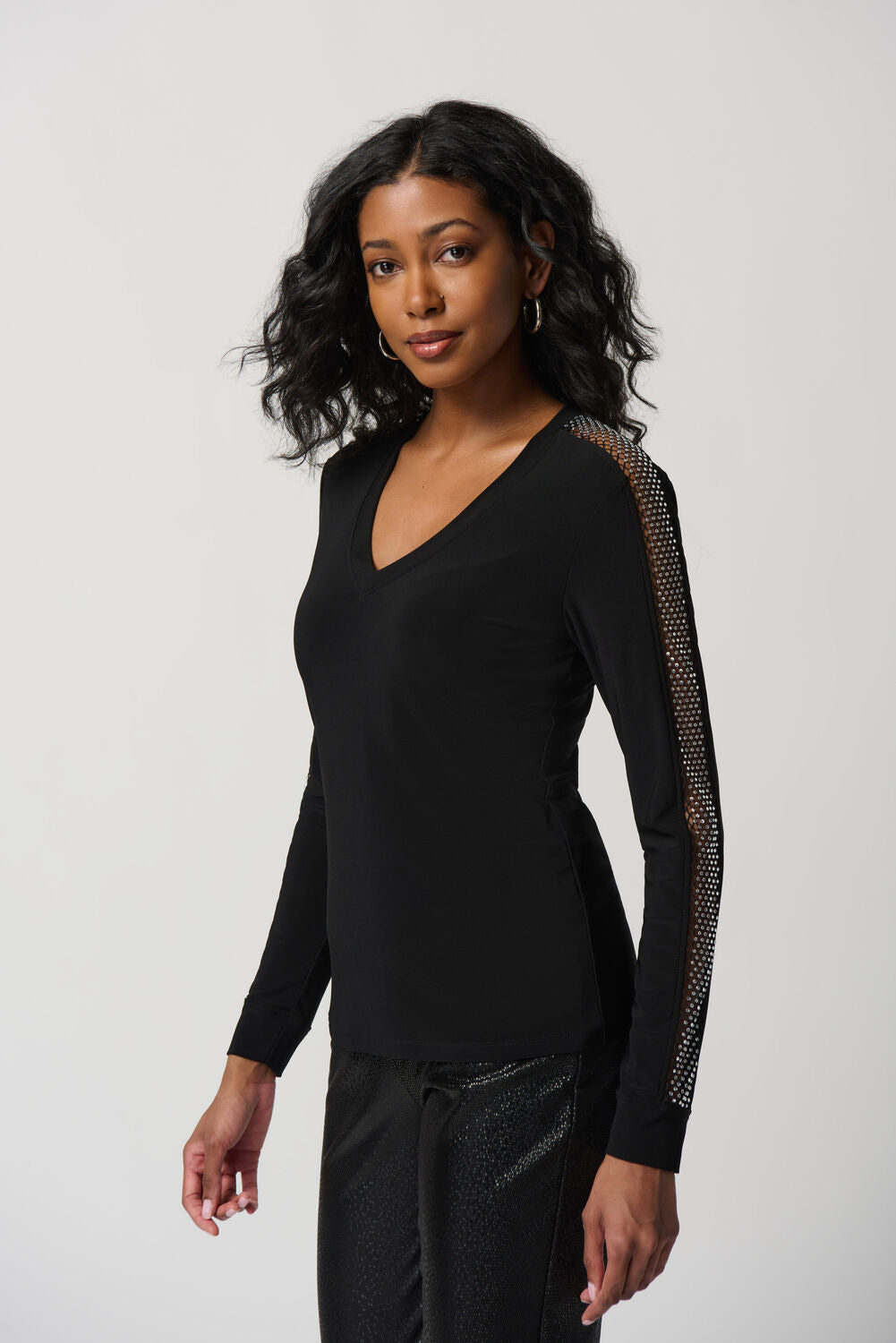 Blusa Negra con Detalle Brillante – Joseph Ribkoff 234278