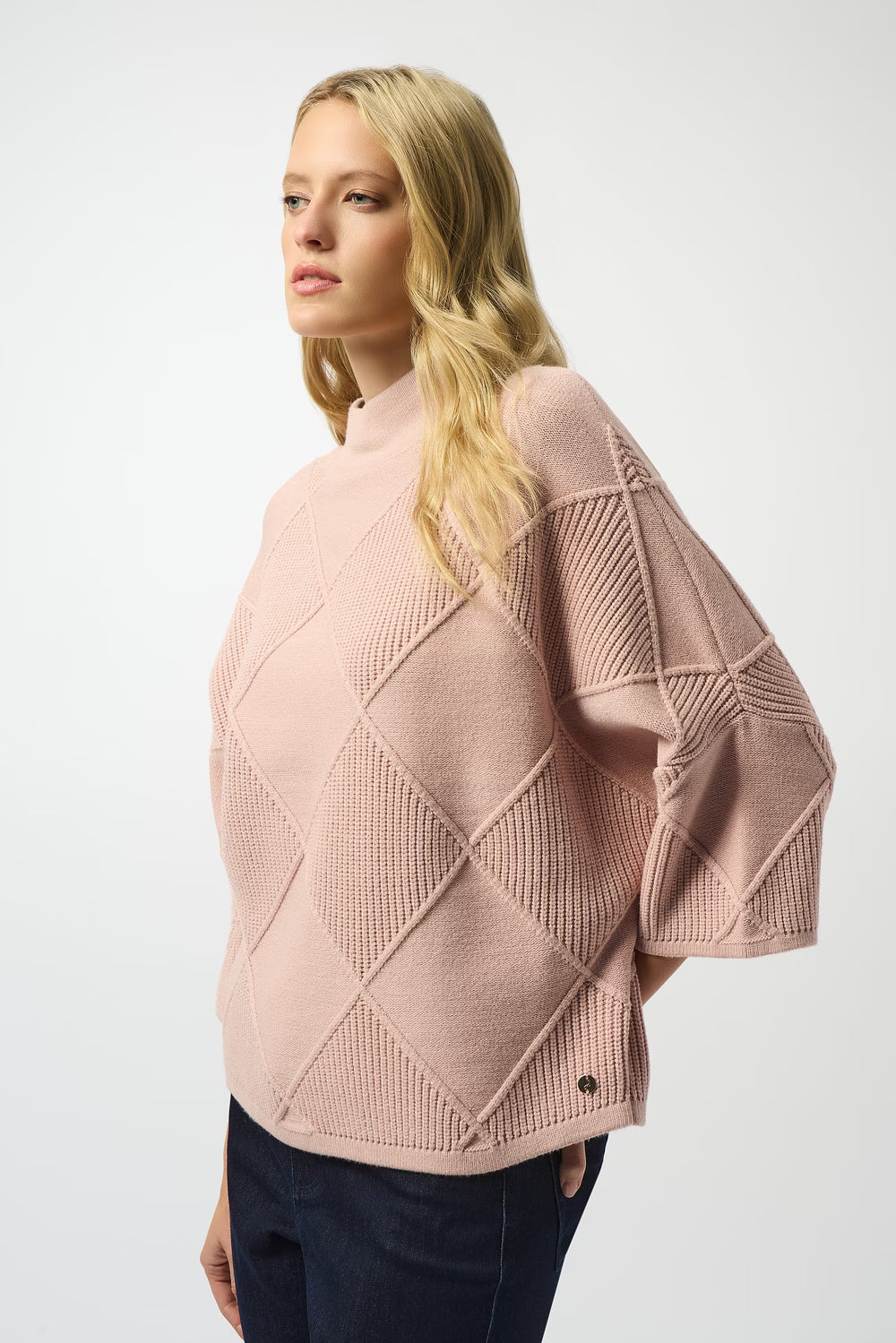 Suéter Tejido Geométrico – Elegancia Atemporal