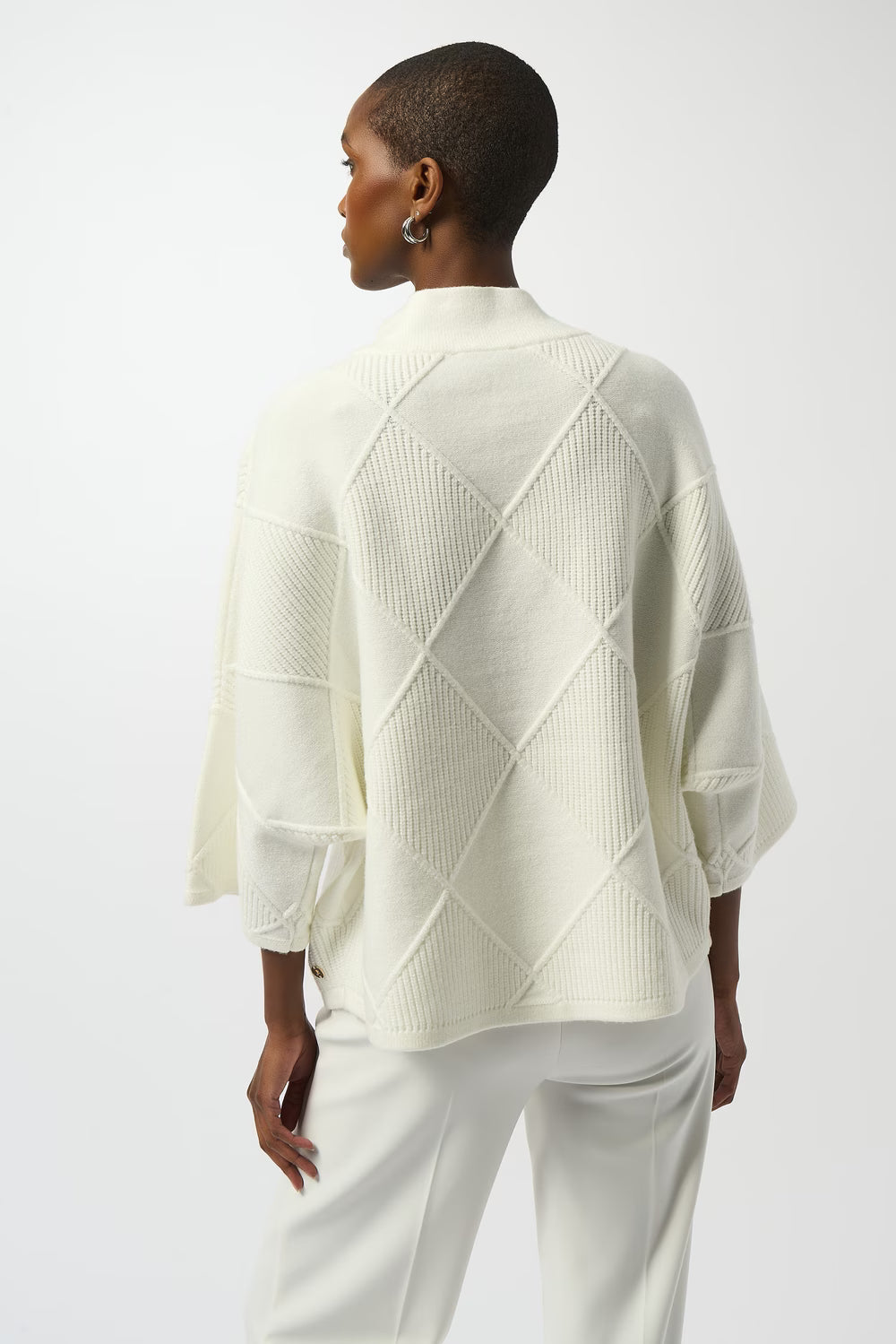 Suéter Tejido Geométrico – Elegancia Atemporal